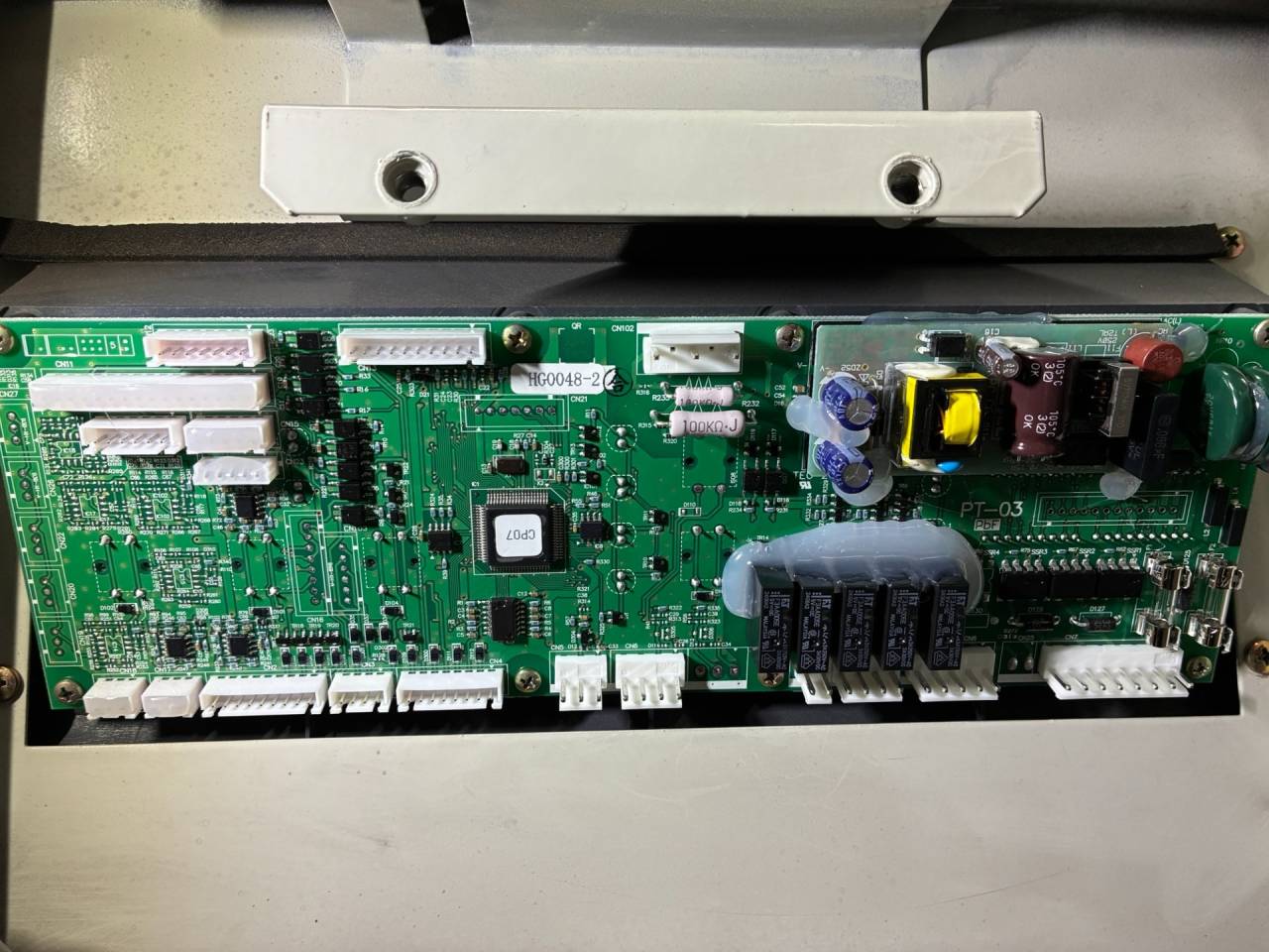 新品に交換作業