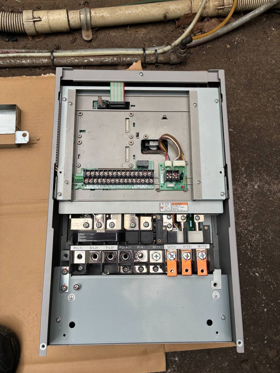 インバータ交換作業