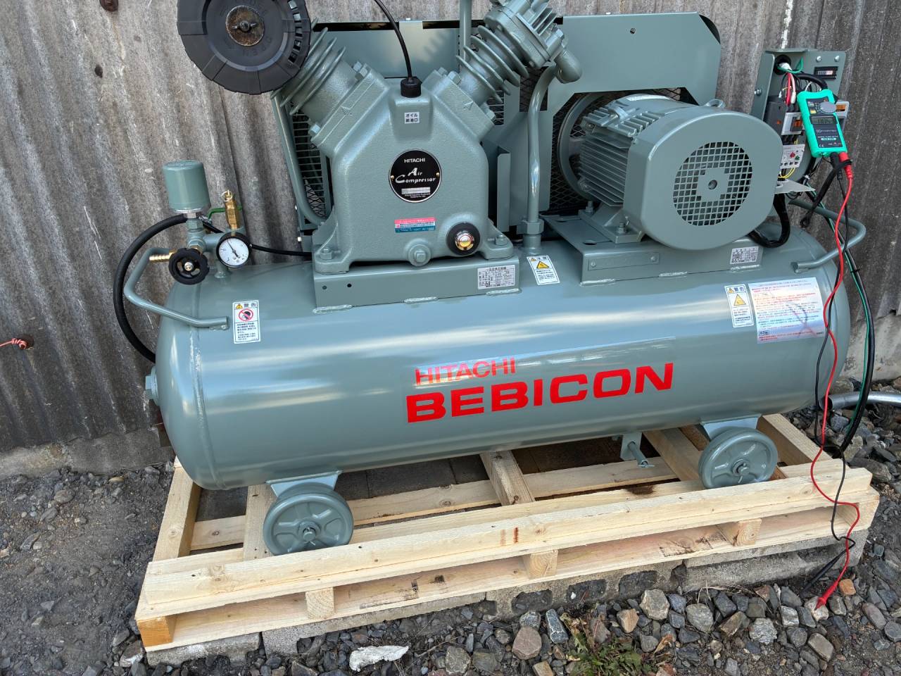 日立給油式タンクマウントベビコン更新工事